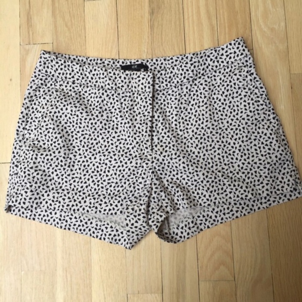 H&M Pattern Shorts